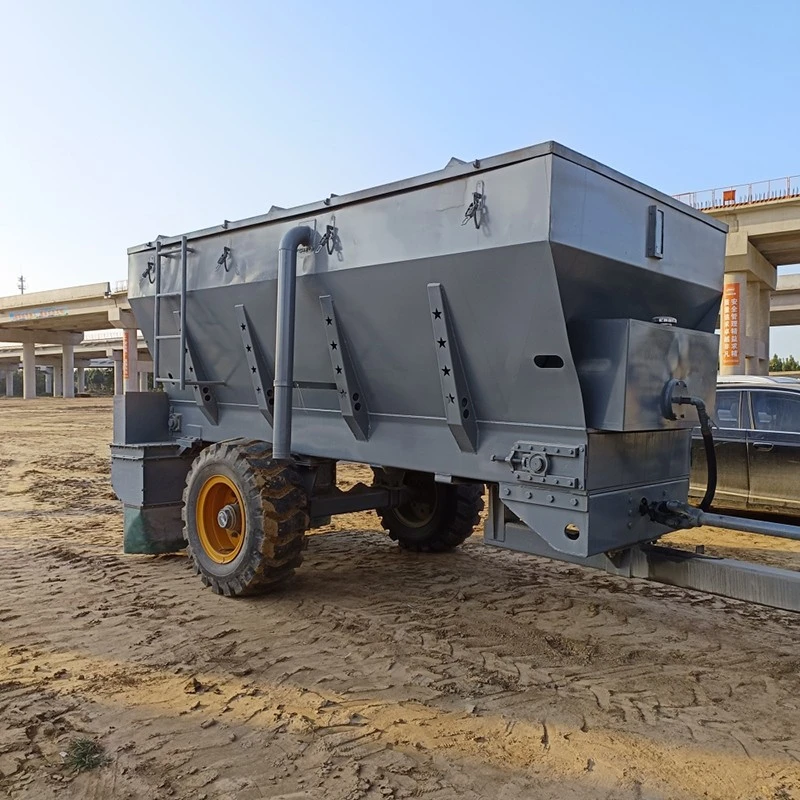 12 Sided Traction Type Spreading Vehicle factory