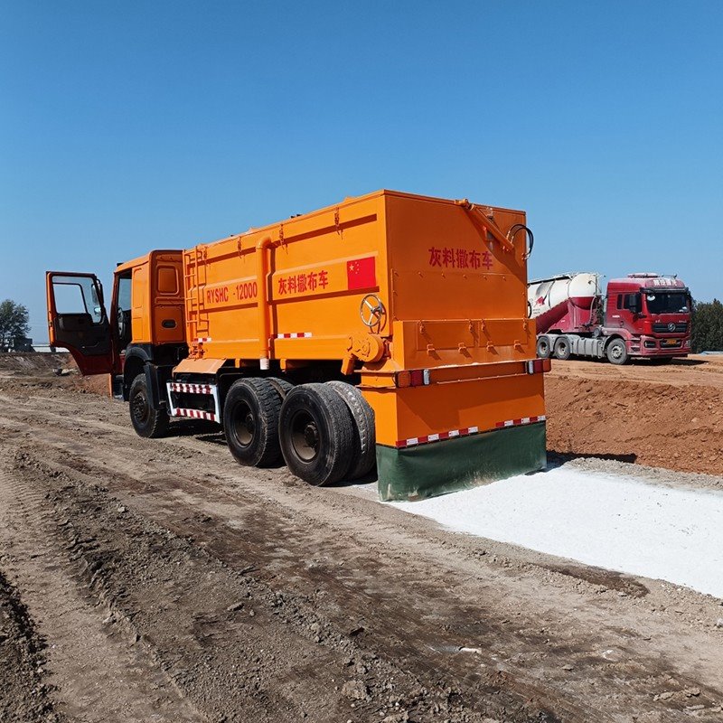 14 Square Self-propelled Spreader price